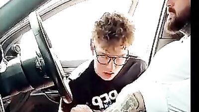 teenguy suck hand handhelp for trucker - free gay porn