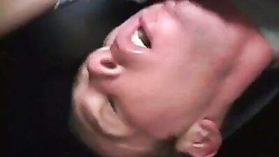 gay bareback sex and sucking at the adult bookstore - free gay porn