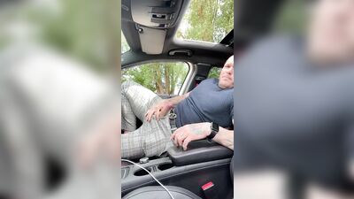 bull daddy skinhead jacks off in car - free gay porn