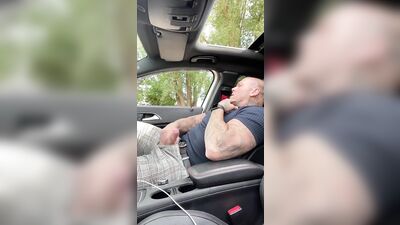 bull daddy skinhead jacks off in car - free gay porn