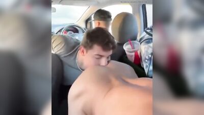 teen guy eating ass on the backseat - free gay porn