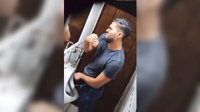 sexy man is taking a piss - free gay porn