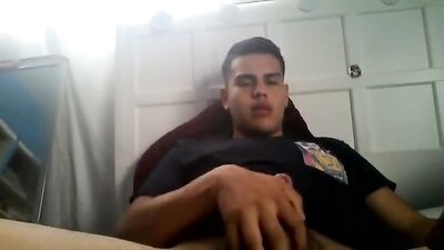 hunky hawaiian student - free gay porn