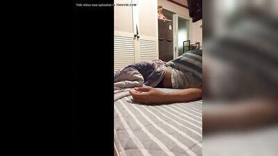 youtube sleep streamer dick slip 32 - free gay porn