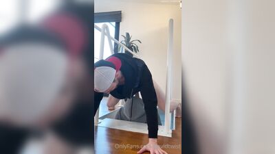 no hands allowed - free gay porn