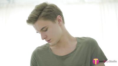 dildo boy abbey fucks his perfect hole - free gay porn