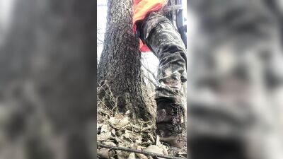 hunting bro cums on gun and licks it off like any good conservative would - free gay porn