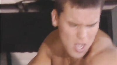 brent everett roman heart - free gay porn