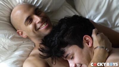 post cards from la sean zevran liam riley - free gay porn