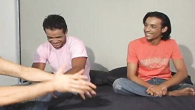 wilson vasquez pounds ray lindo s ass - free gay porn
