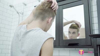 skinny boy randi wanking for you to watch