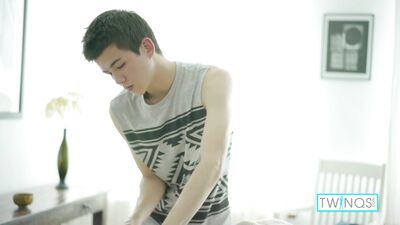 TwinQs - Hot Pretty Boy James Bangs Xanders Tiny Twink Butthole - free gay porn