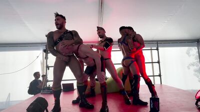 Public Orgy - free gay porn
