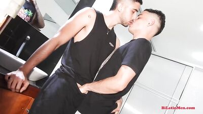 Alterado & Galan - free gay porn