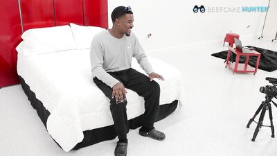 Marquis Mucha leche - free gay porn