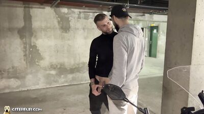 Alex Brand & Cocksucker - Someone to make me cum after work - free gay porn