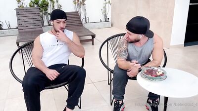 Lowi devorou o cuzinho de Mike Bebecito - gay porn video
