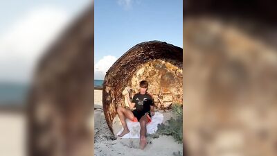 svandylove - golden hour suck session - gay porn video