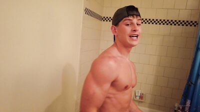 Reno Gold - Douching & Shaving Tutorial 720p - gay porn video