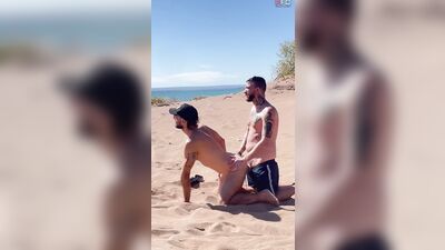 Cruising at the beach - gay porn video