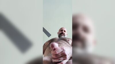Fun solo session Musclebear Montreal - gay porn video