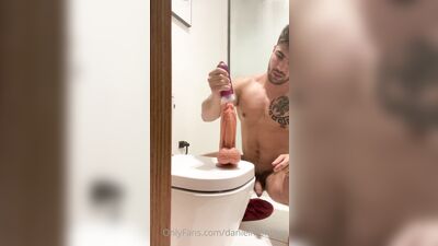 Daniel Montoya - A little help - gay porn video