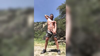 Cesar Xes Jerks Off In Public 2021-07-04 - gay porn video
