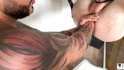 FIST CLASS Viktor Rom - gay porn video