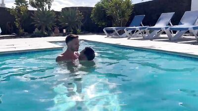 Manuel Reyes fucked by Paddy O'Brian BAREBACK MANUEL REYES - gay porn video