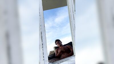 OnlyFans - Carlos Effort - Solo Jerk Off Video