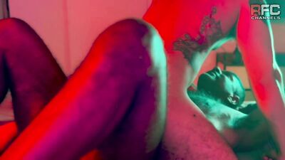 Part 2 @MagicMikeHung1 Red HOT Sexual chemistry with @Dev TylerXXX - gay porn video