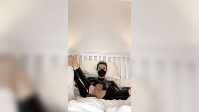 Rubbered Up Wank 2021-03-13 - gay porn video