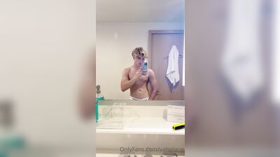 Valsplace gay porn video (53)