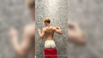 Valsplace gay porn video (141)