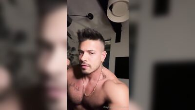 Fans - Luccas Toblerone & Alejo Ospina - gay porn video