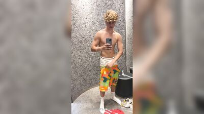 Valsplace gay porn video (136)