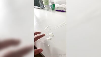Valsplace gay porn video (200)