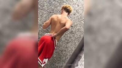Valsplace gay porn video (139)