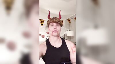 Valsplace gay porn video (191)