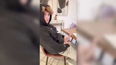 Valsplace gay porn video (166)