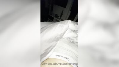 Valsplace gay porn video (209)