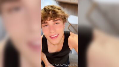 Valsplace gay porn video (145)