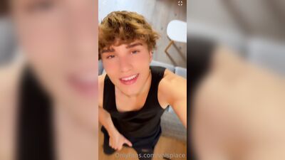 Valsplace gay porn video (145)