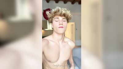 Valsplace gay porn video (71)