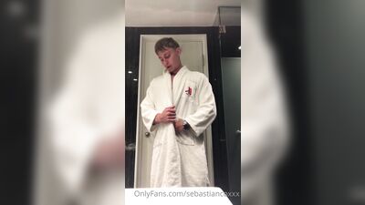 Sebastian Cox gay porn videos (8)