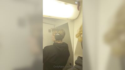 Valsplace gay porn video (170)