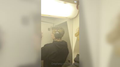 Valsplace gay porn video (170)