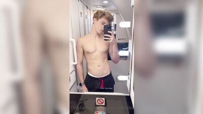 Valsplace gay porn video (3)