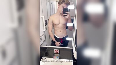 Valsplace gay porn video (3)