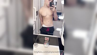 Valsplace gay porn video (3)